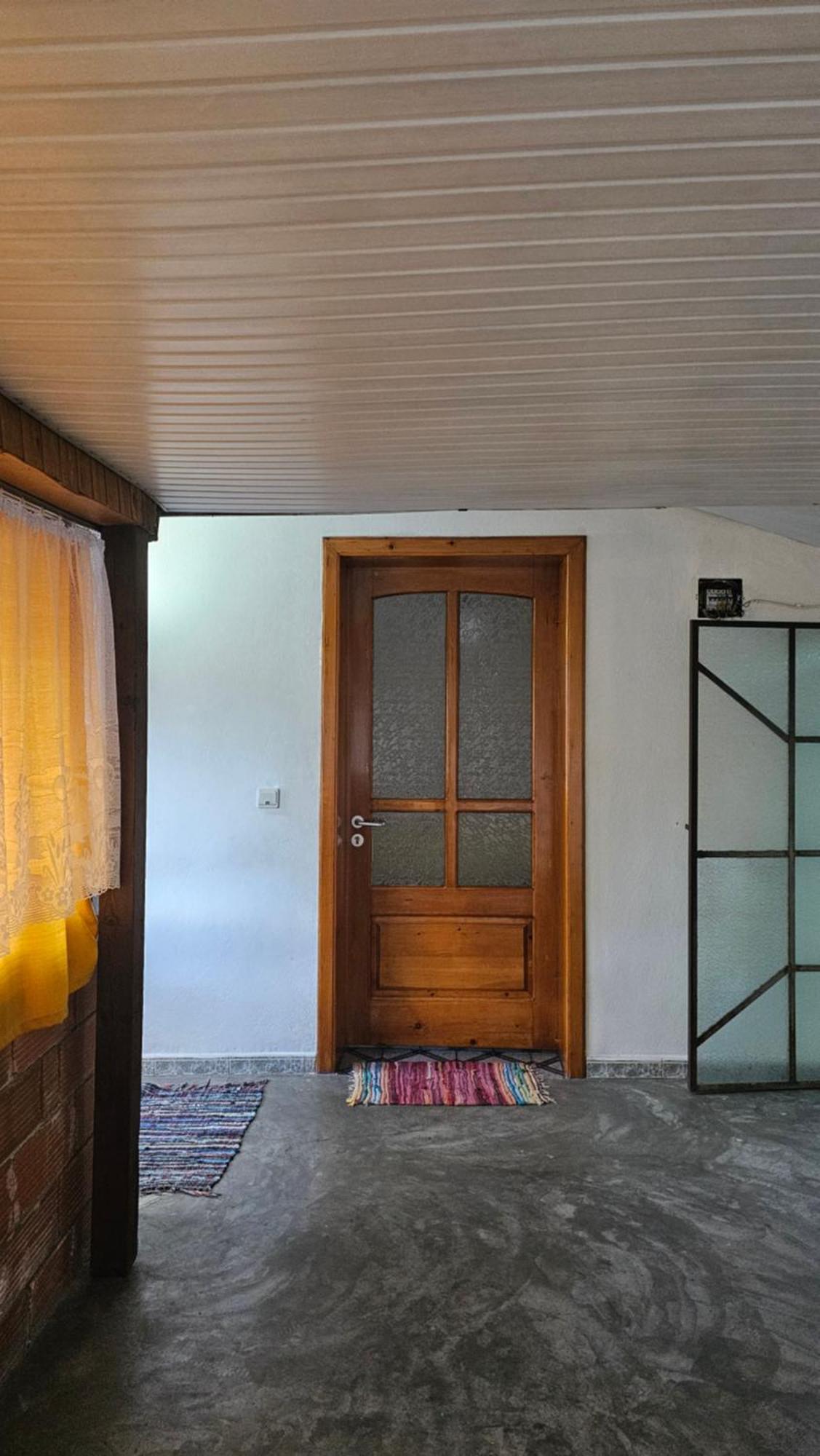 Angie'S Shared Villa Tam Tirana Exteriör bild