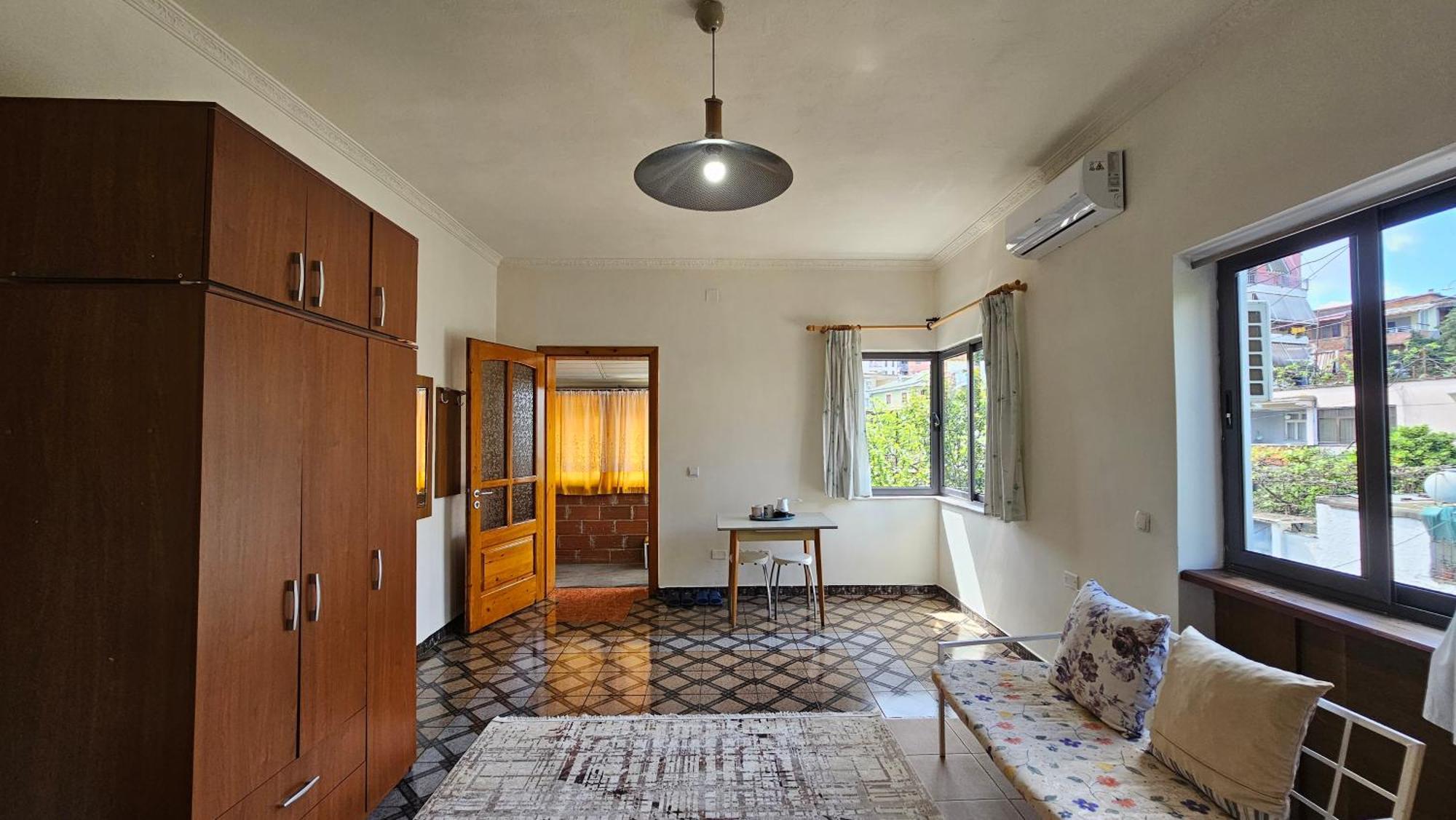 Angie'S Shared Villa Tam Tirana Exteriör bild